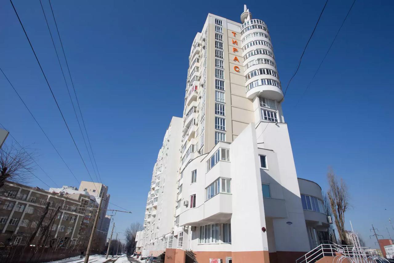 Apartment Odessa For 4. Екстериор снимка